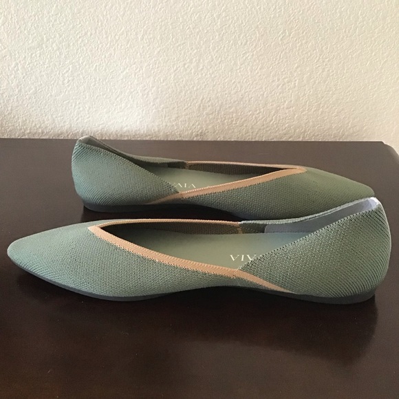 VIVALA Green Women's Flats - Picture 3 of 8